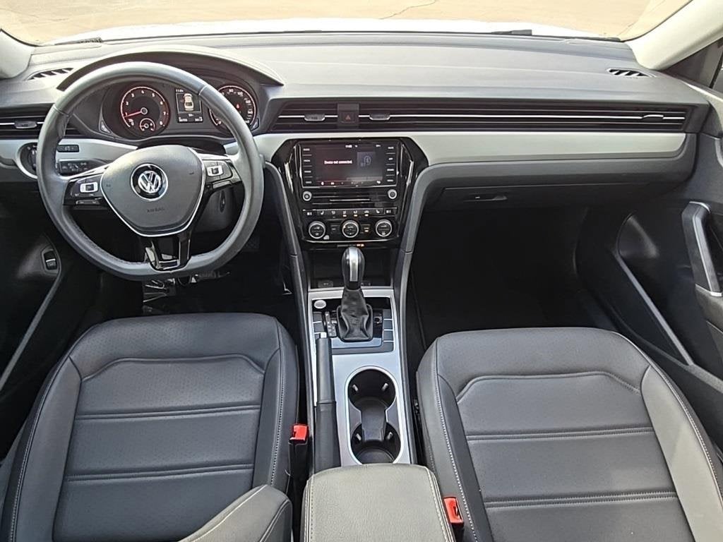 2022 Volkswagen Passat 2.0T SE