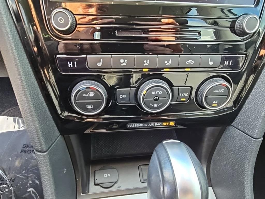 2022 Volkswagen Passat 2.0T SE