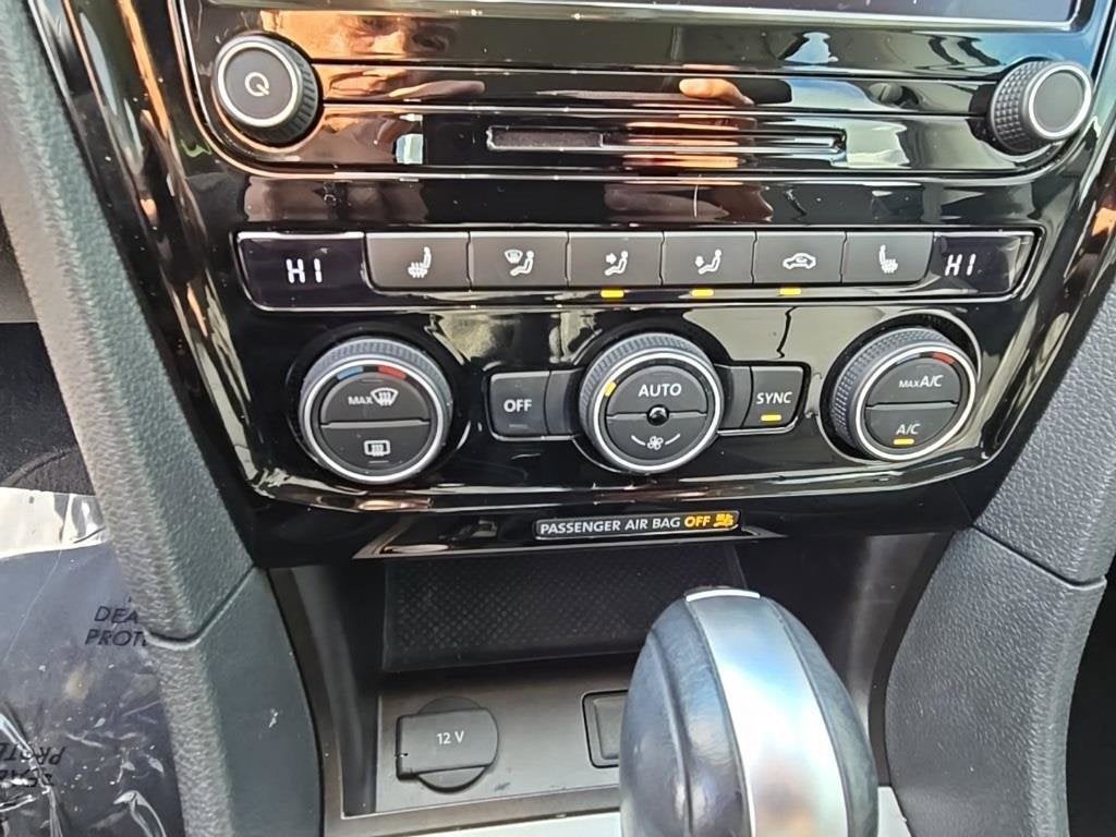 2022 Volkswagen Passat 2.0T SE