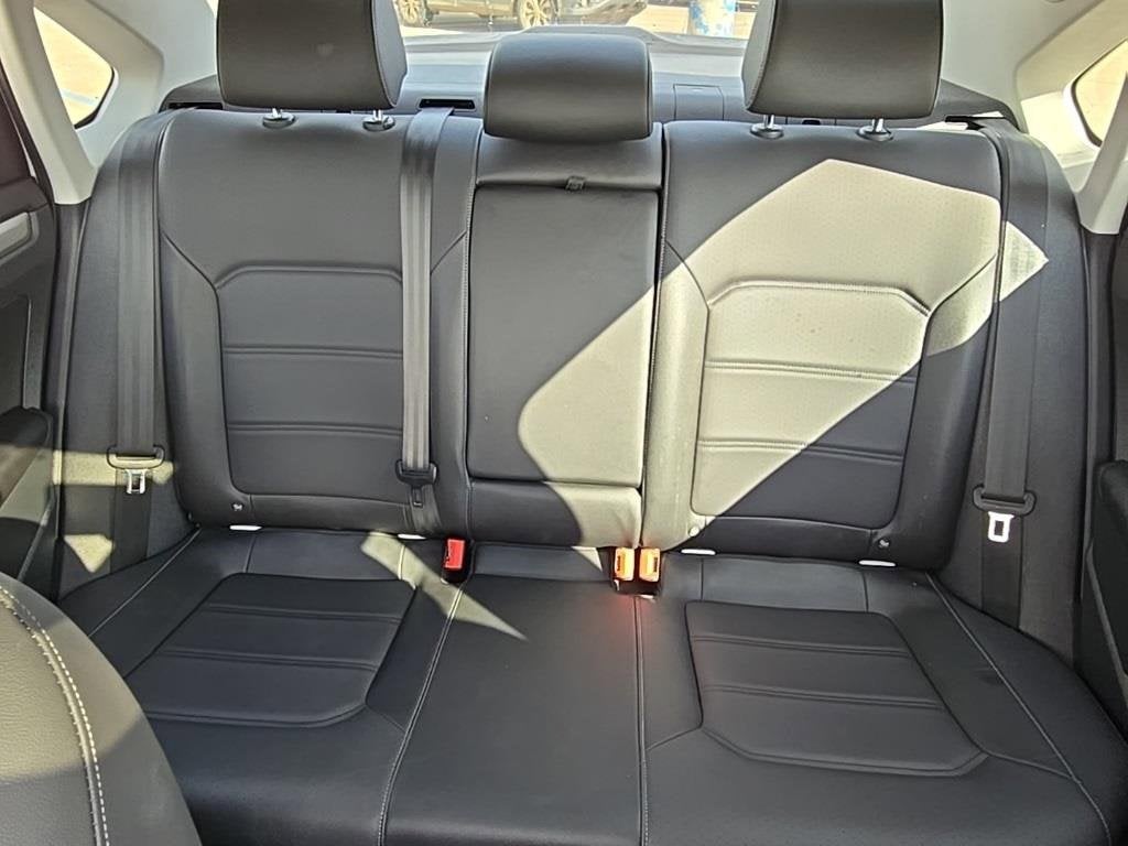 2022 Volkswagen Passat 2.0T SE