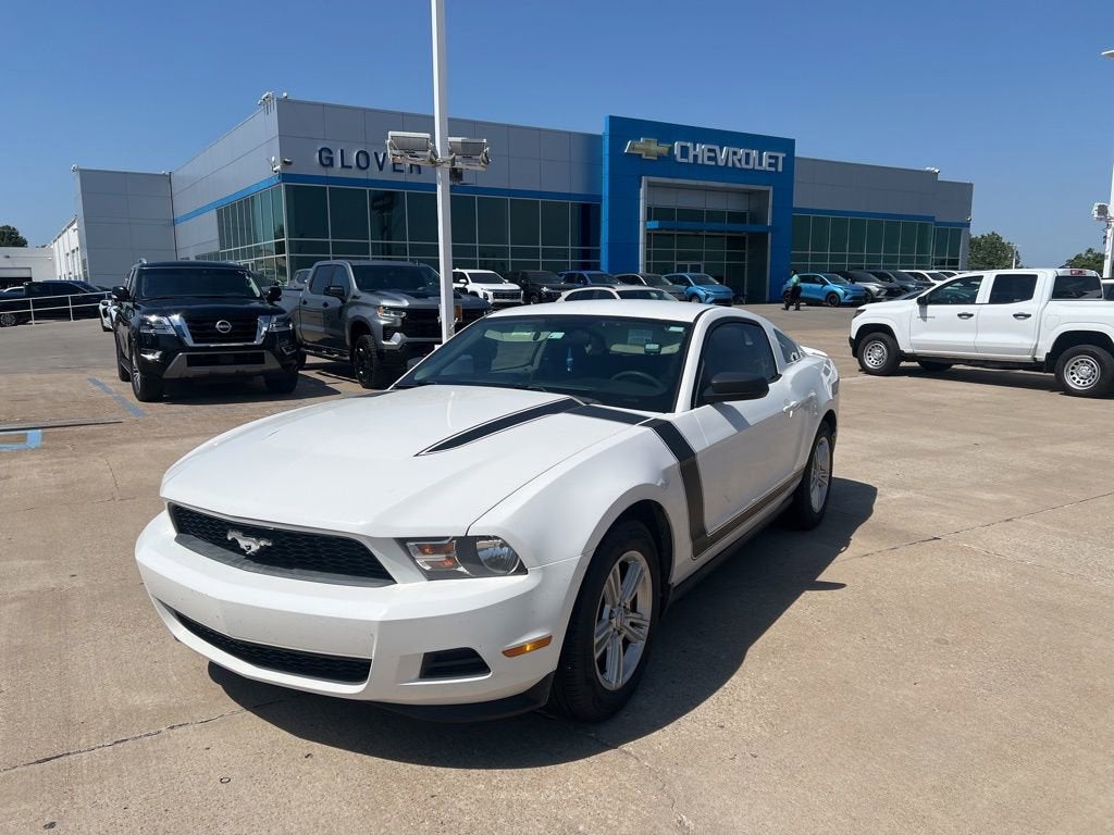 2011 Ford Mustang V6