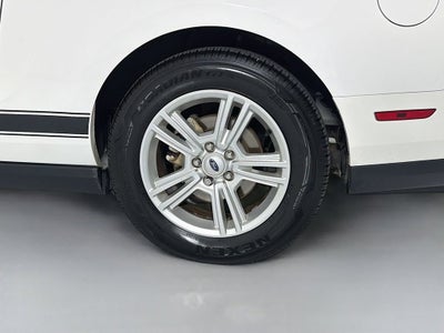 2011 Ford Mustang V6