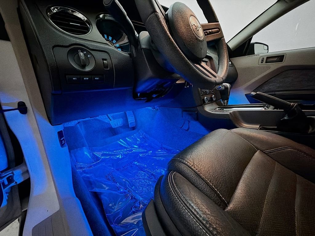 2011 Ford Mustang V6