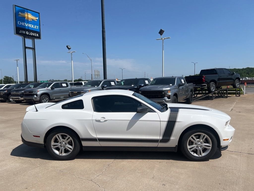 2011 Ford Mustang V6