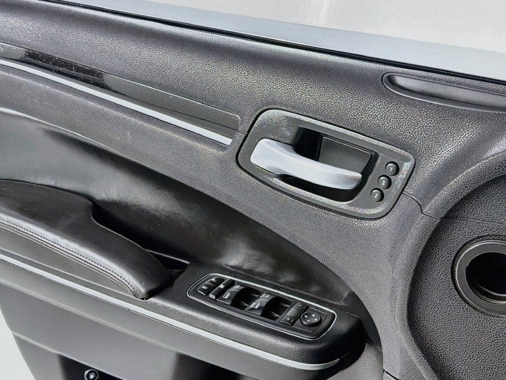 2018 Chrysler 300 300S