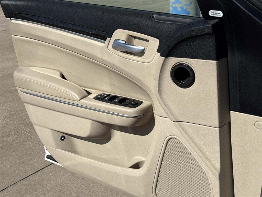 2012 Chrysler 300 Limited