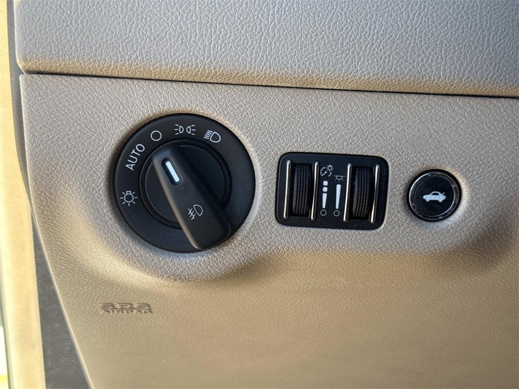 2012 Chrysler 300 Limited