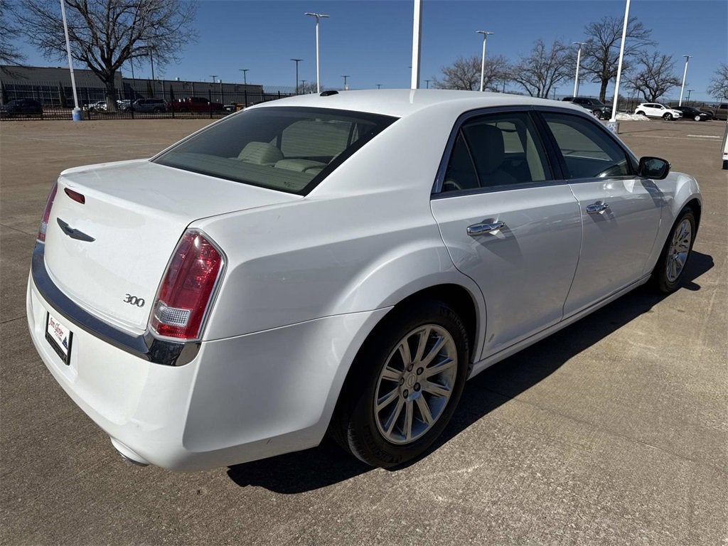 2012 Chrysler 300 Limited