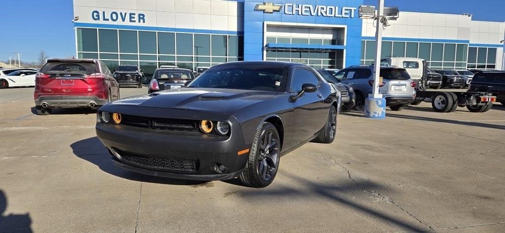 2022 Dodge Challenger SXT