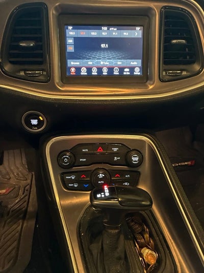 2019 Dodge Challenger SXT