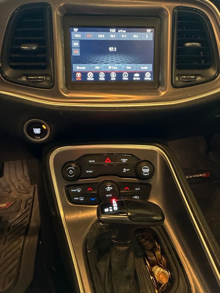 2019 Dodge Challenger SXT