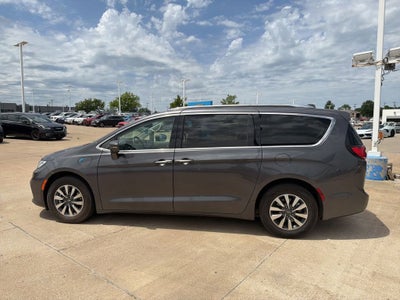 2021 Chrysler Pacifica Hybrid Touring L