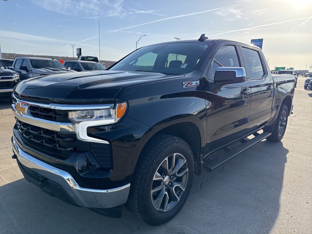 2024 Chevrolet Silverado 1500 LT