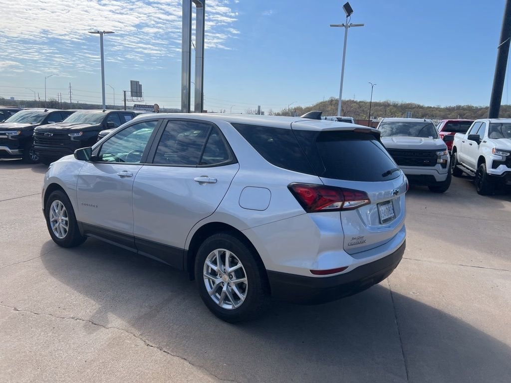 2022 Chevrolet Equinox LS