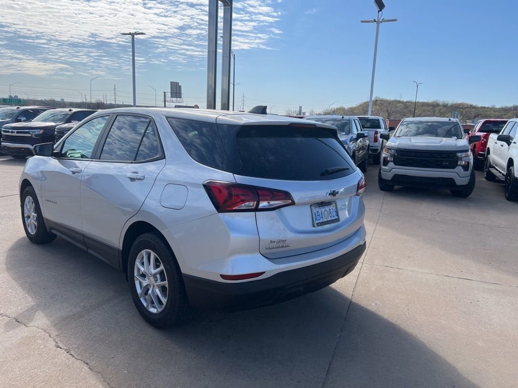 2022 Chevrolet Equinox LS