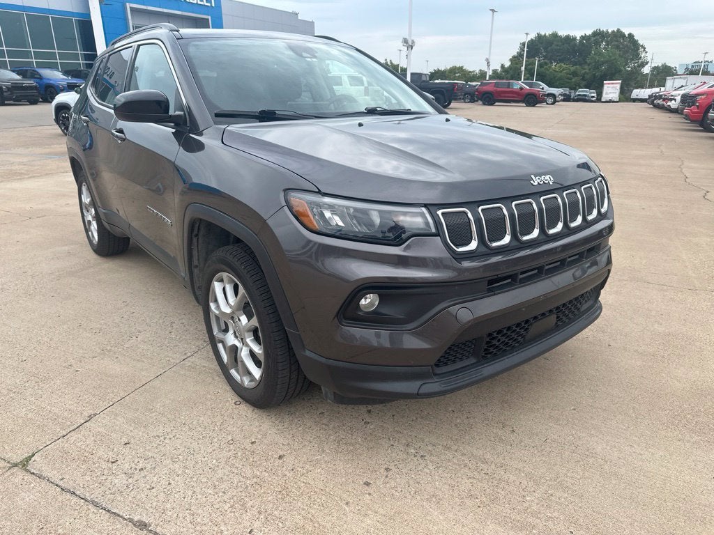 2022 Jeep Compass Latitude Lux