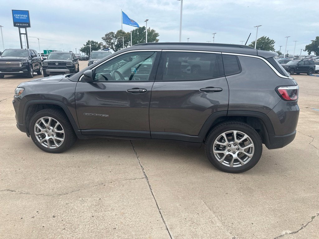 2022 Jeep Compass Latitude Lux