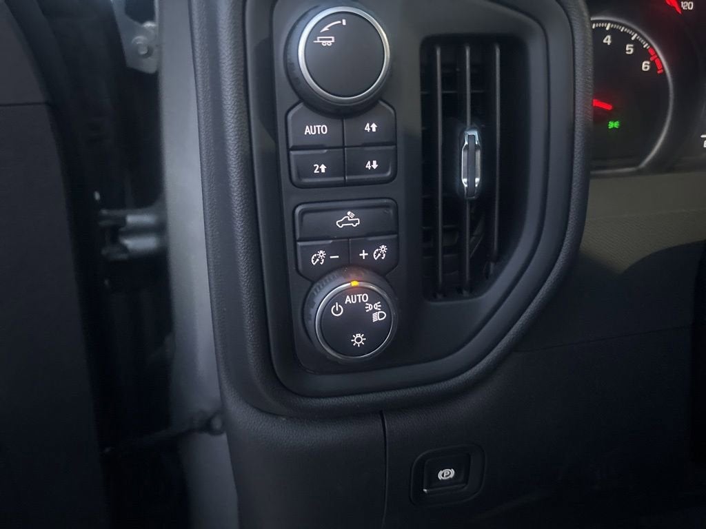 2025 Chevrolet Silverado 1500 Custom Trail Boss
