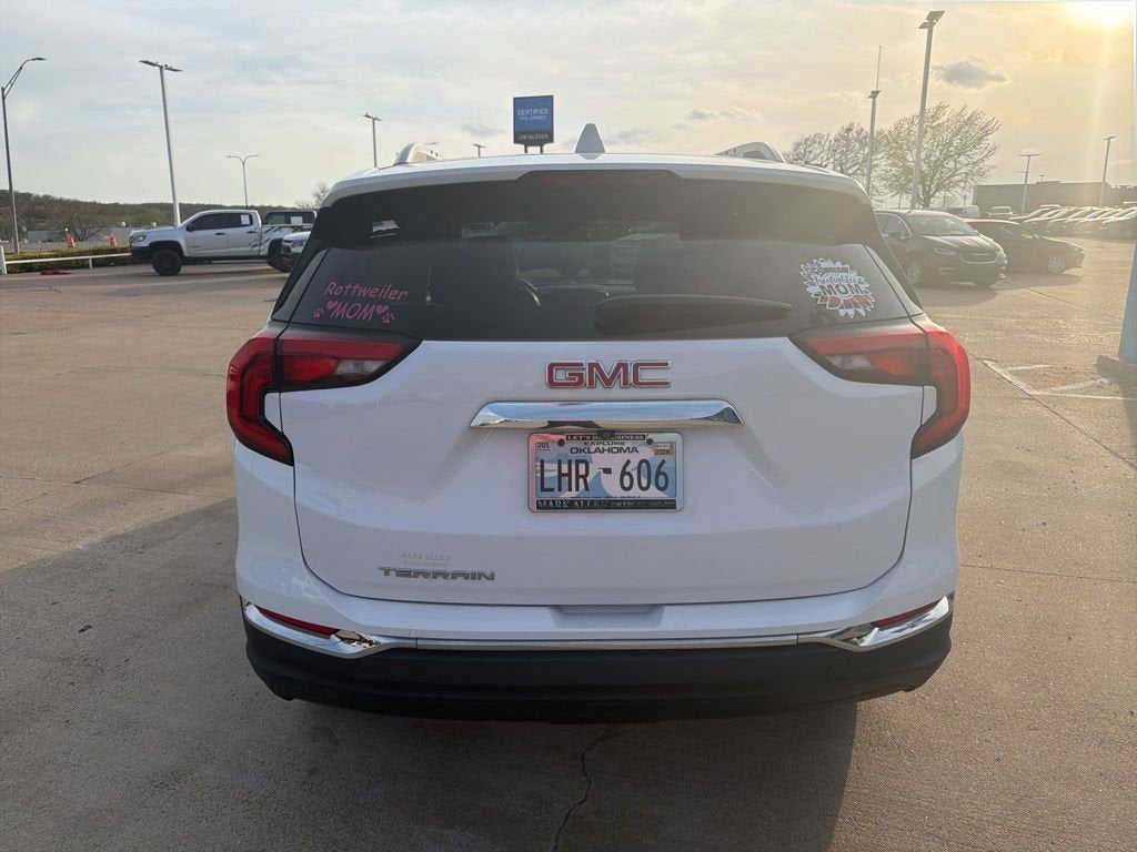 2020 GMC Terrain SLT