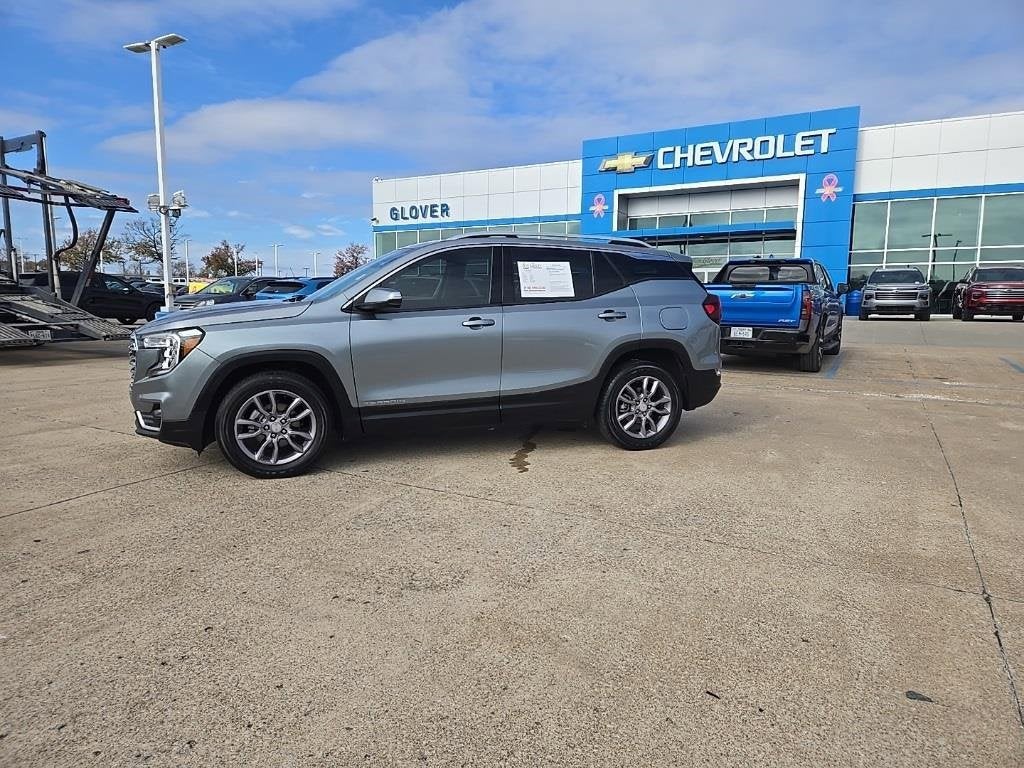 2024 GMC Terrain SLT