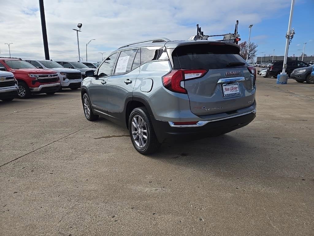 2024 GMC Terrain SLT
