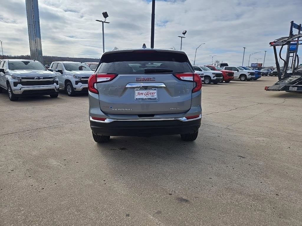 2024 GMC Terrain SLT