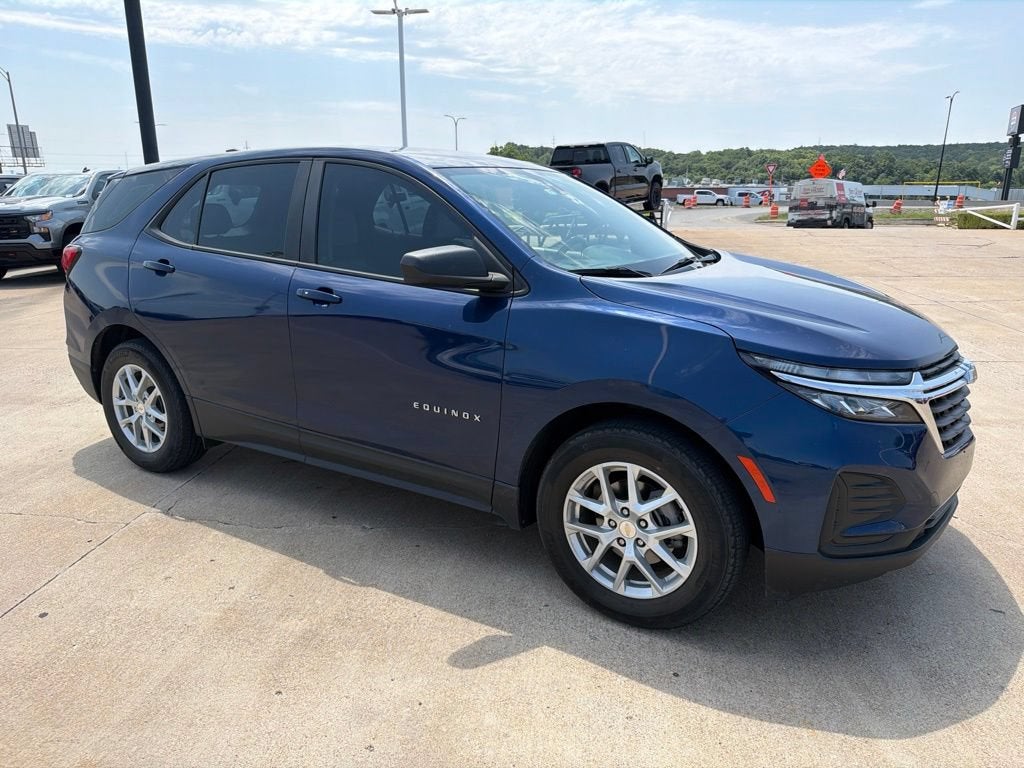 2022 Chevrolet Equinox LS