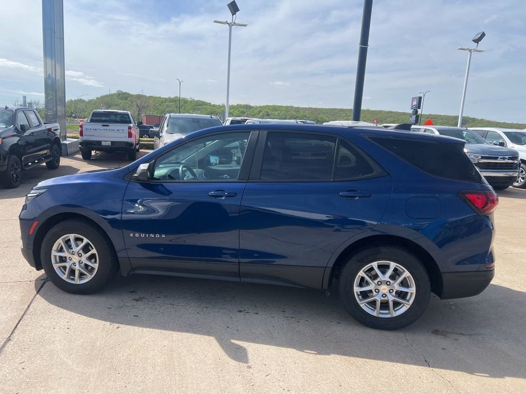 2022 Chevrolet Equinox LS