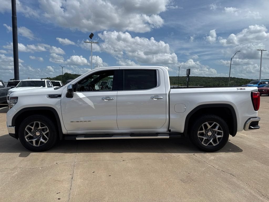 2022 GMC Sierra 1500 SLT