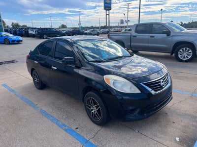 2013 Nissan Versa SV