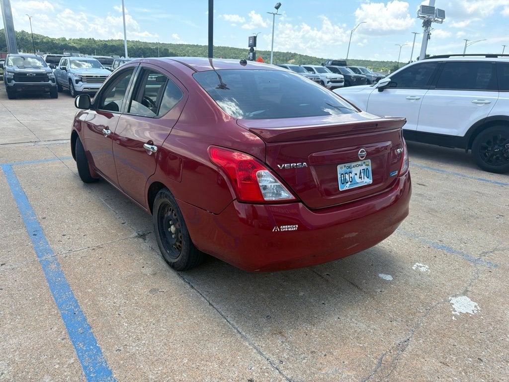 2014 Nissan Versa SV