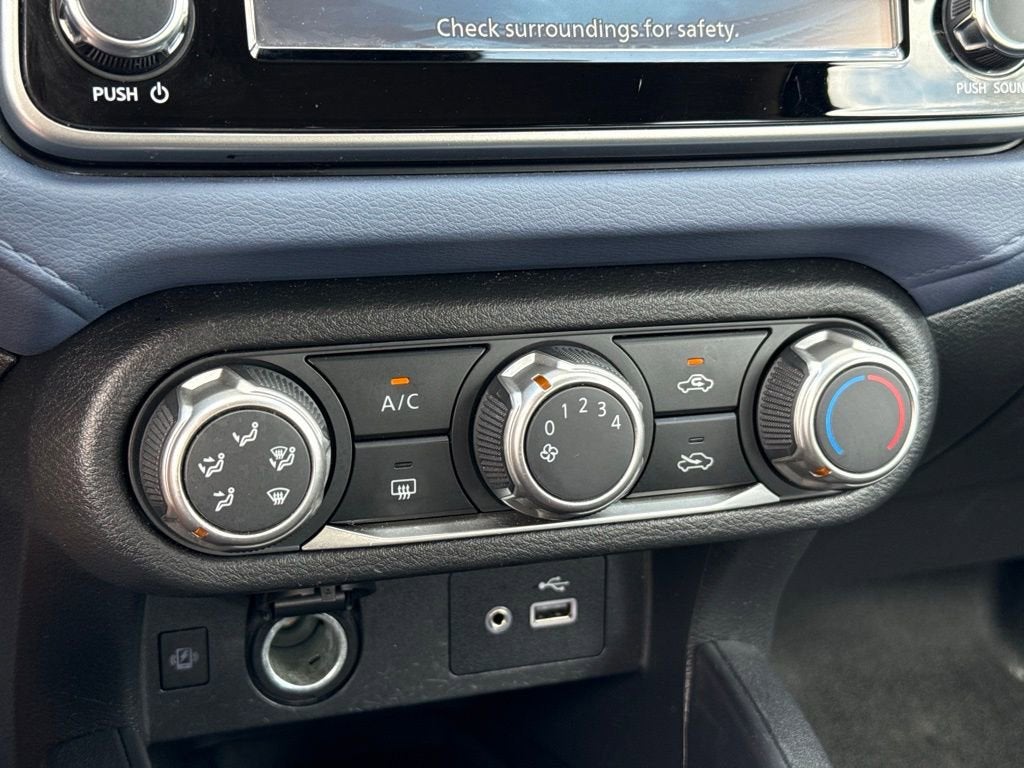 2023 Nissan Versa SV