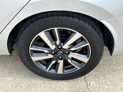 2023 Nissan Versa SV