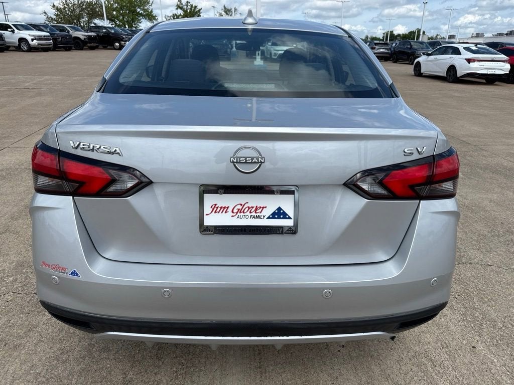 2023 Nissan Versa SV