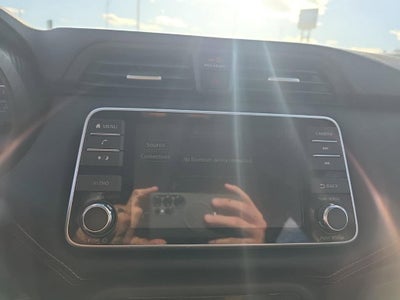 2020 Nissan Versa SR