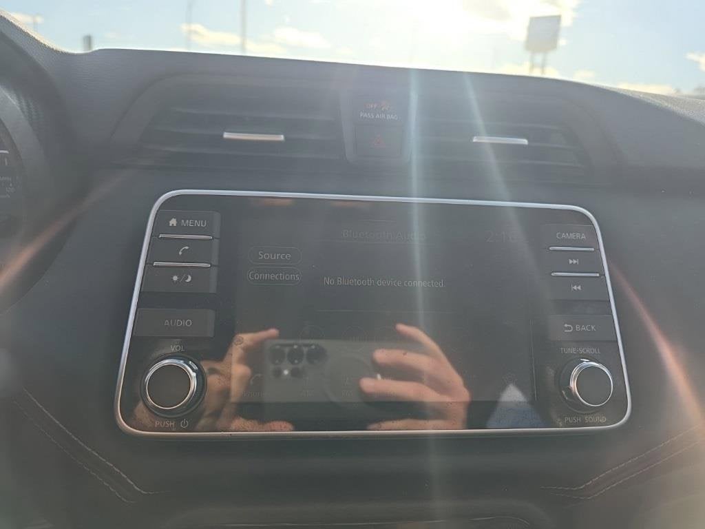 2020 Nissan Versa SR