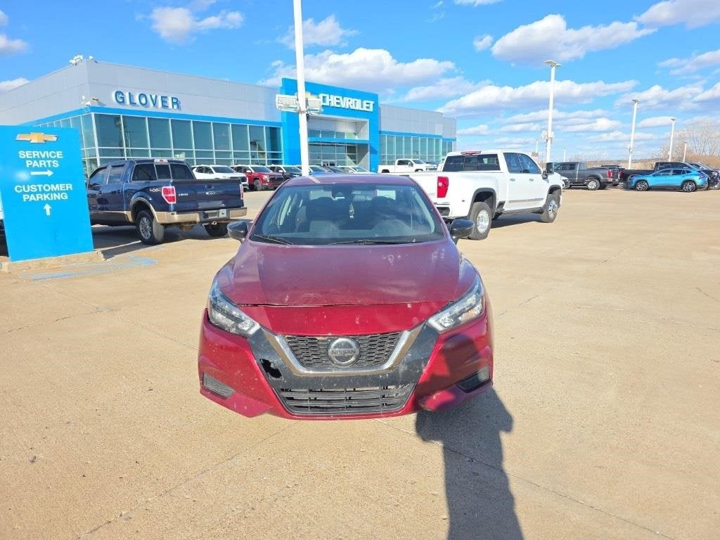 2020 Nissan Versa SR