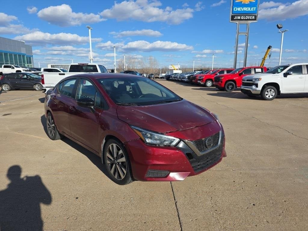 2020 Nissan Versa SR