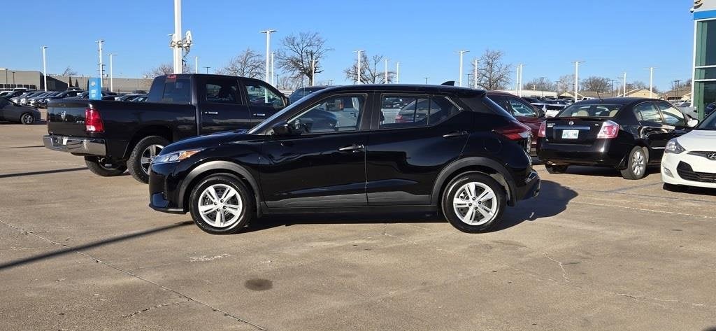 2021 Nissan Kicks S