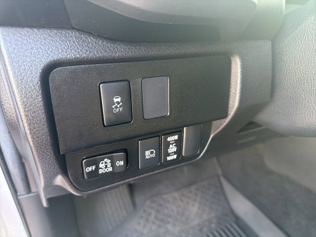 2022 Toyota Tacoma 2WD SR5