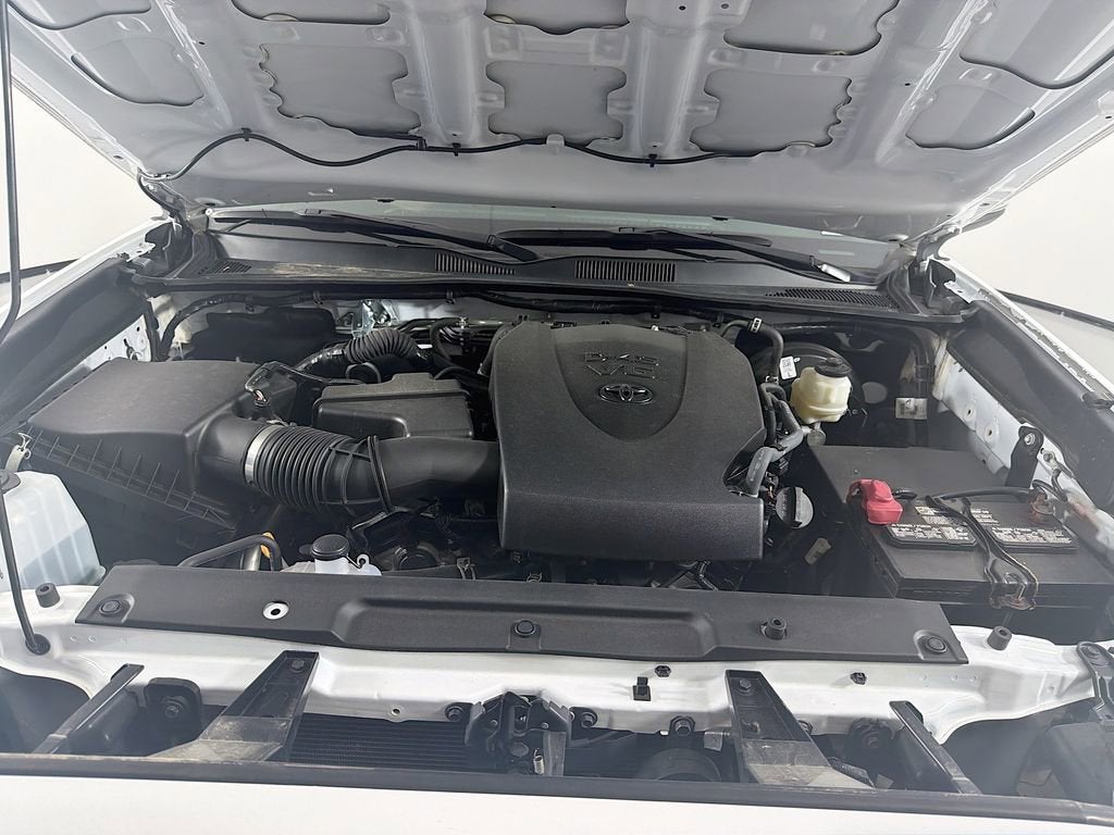 2022 Toyota Tacoma 2WD SR5