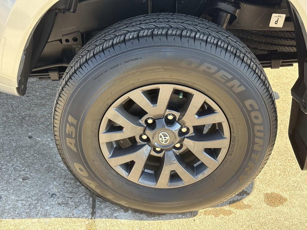 2023 Toyota Tacoma 2WD SR5