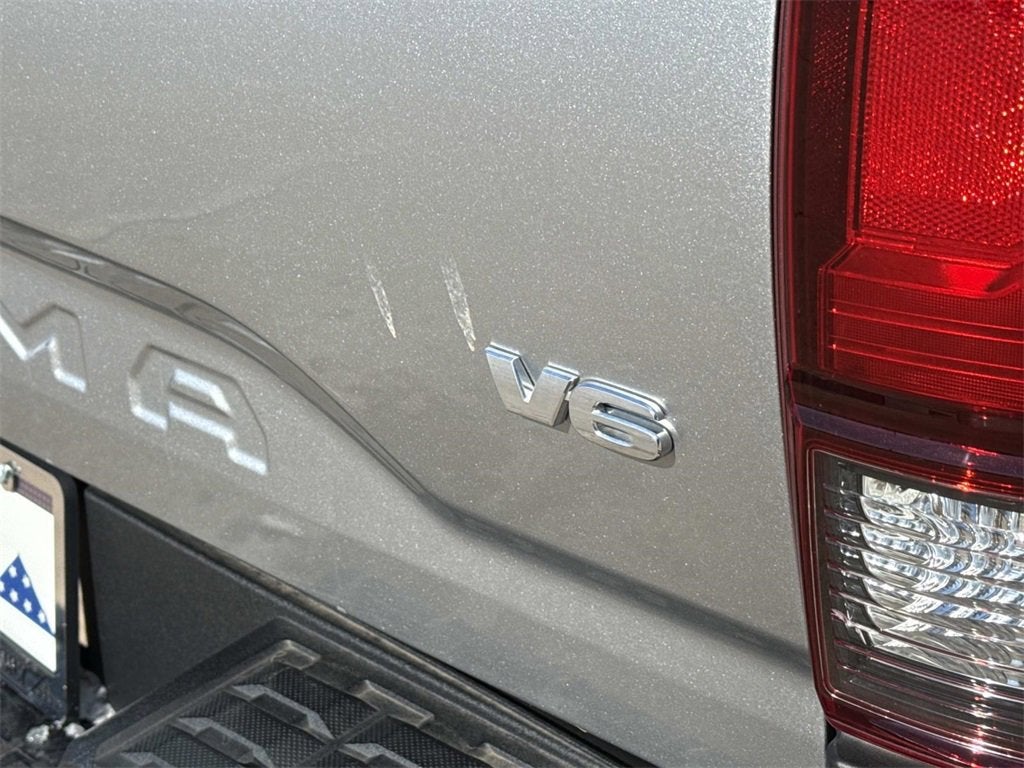 2023 Toyota Tacoma 2WD SR5