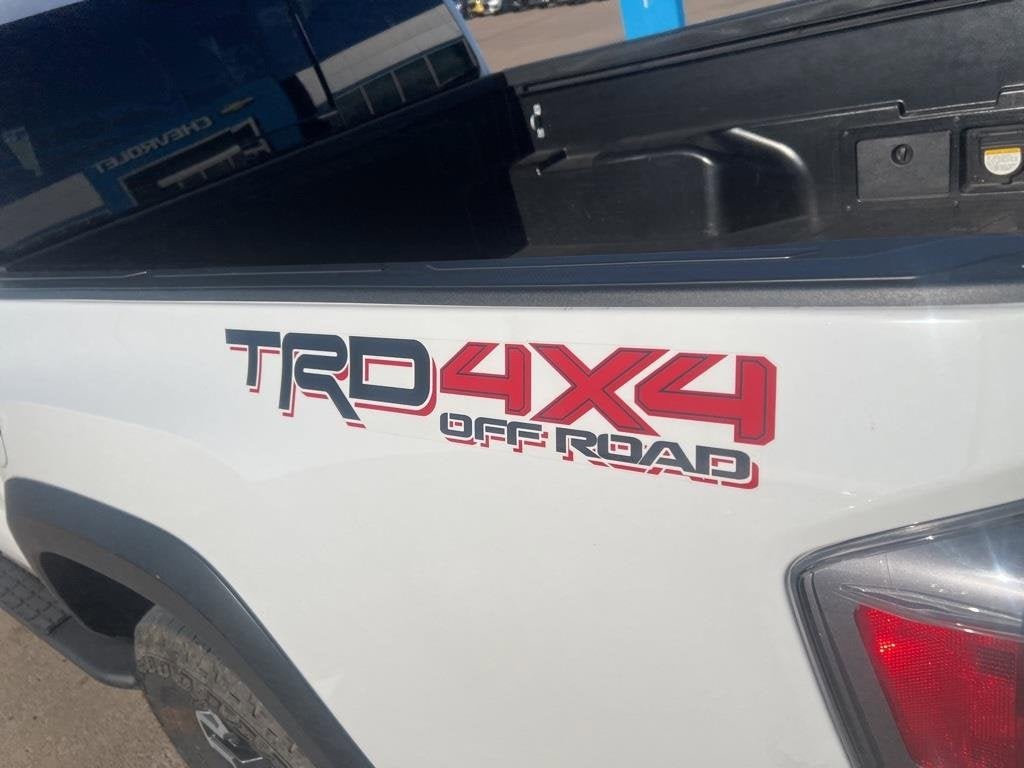 2022 Toyota Tacoma 4WD SR