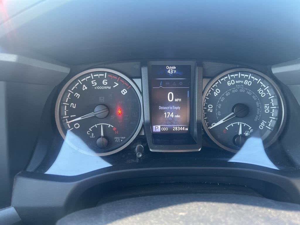 2022 Toyota Tacoma 4WD SR