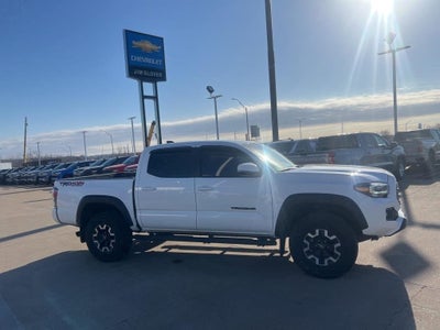 2022 Toyota Tacoma 4WD SR