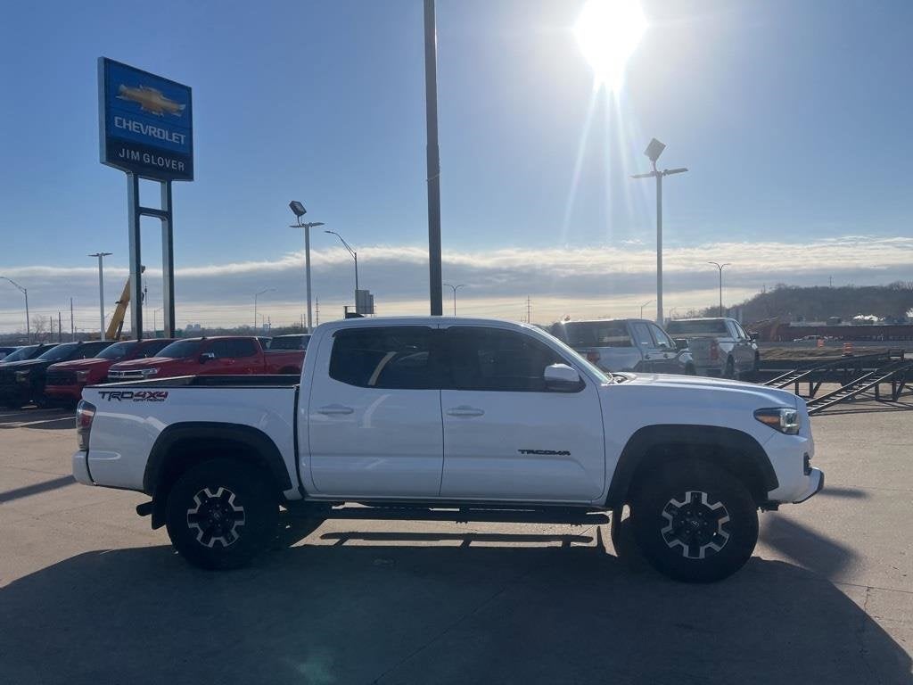 2022 Toyota Tacoma 4WD SR