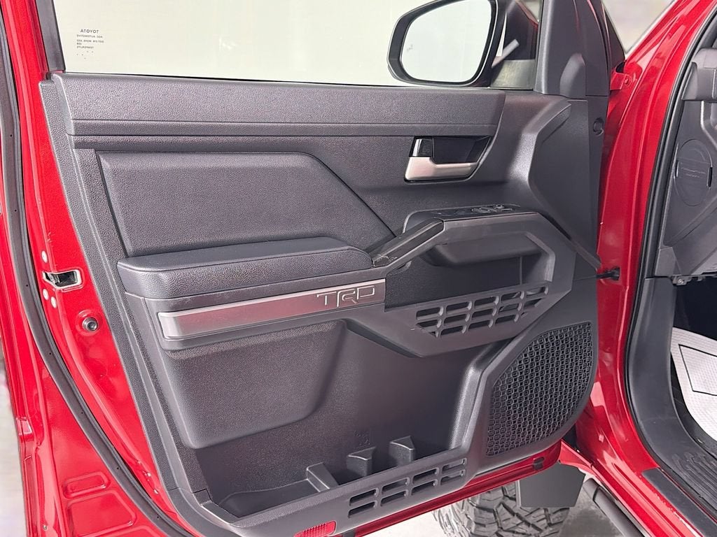 2024 Toyota Tacoma 4WD SR5
