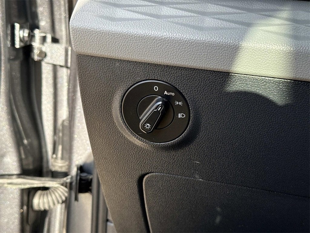 2024 Volkswagen Taos S