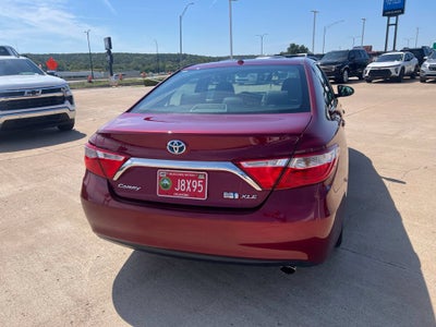 2016 Toyota Camry Hybrid LE